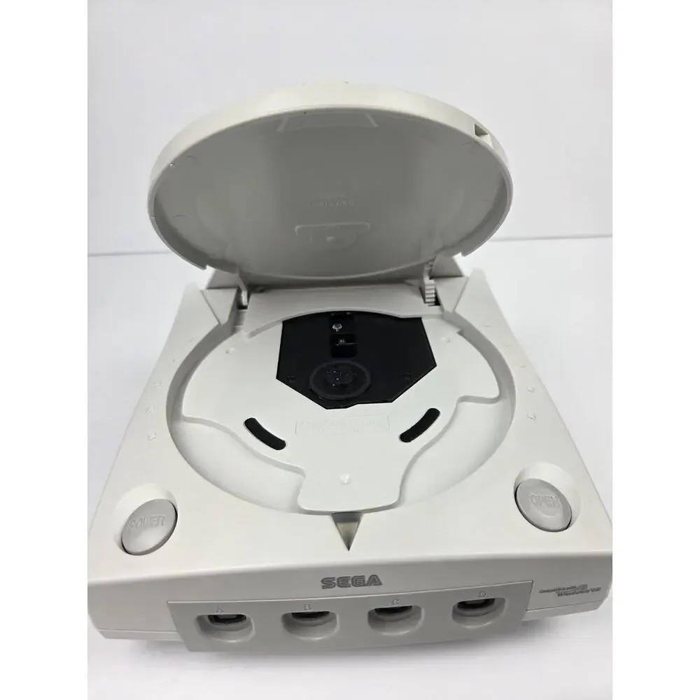 Sega Dreamcast Console HKT-3020 BUNDLE (Includes Controller & Cables + 4 Games)